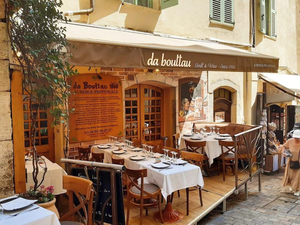 Da Bouttau Auberge Provencale