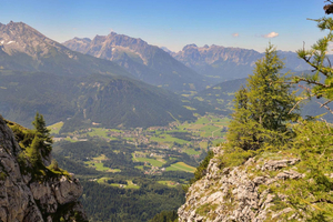 From Munich: Eagle's Nest, Königssee & Salzburg Private Tour