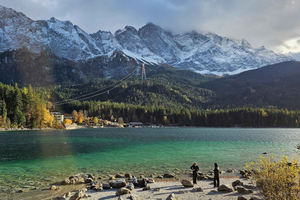 From Munich: Eibsee & Zugspitze Private Day Tour by Tesla