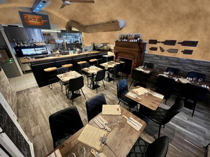 Le Petit Bar