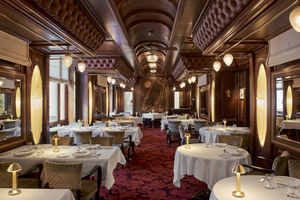 Le Train Bleu