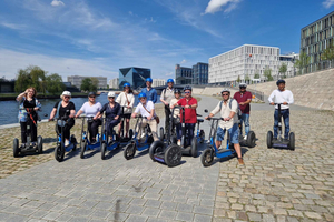 Munich : Top Sights E-Scooter Tour avec guide local