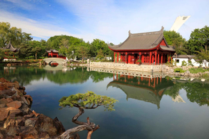 Montreal Botanical Garden & Insectarium Private Guided Tour