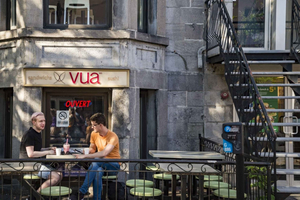 Montreal: Personalized Private Food Tour with a Local Foodie