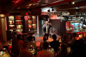 Pro Comedy Show på Prohibition Style Speakeasy