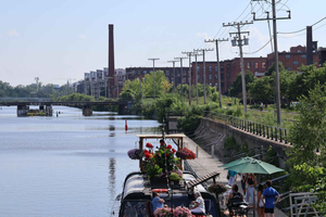 Gatukonst i Saint-Henri, kanal och marknadstur