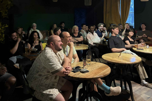 Standup-comedyshow ved Lachine-kanalen