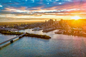 Sunset cruise on the St. Lawrence River (1 hour)