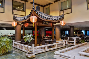 Holiday Inn Montreal Centreville Downtown by IHG