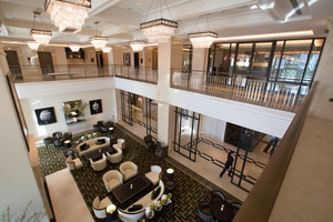Silk Lounge