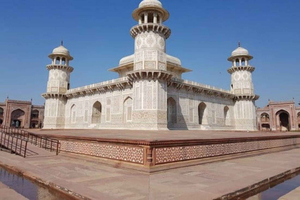 Turdagstur fra Agra til Jaipur via Fatehpur Sikri
