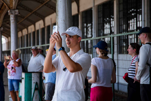Maputo: City Tour with Historical and Cultural Highlights