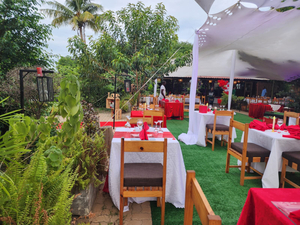 Madeyra&Zynko, Restaurante E Lounge