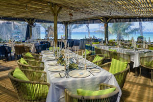 San Martinho Beach Club SandBar & Lounge Café