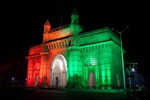 Mumbai by Night: Privat tur til ikoniske severdigheter i lys