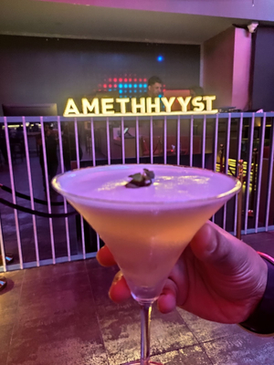 Amethhyyst Lounge Bar