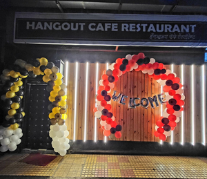Hangout Lounge & Bar