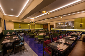 Moni's Bar & Restaurant