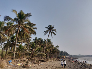 Pirwadi Beach