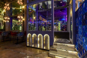 Radio Bar