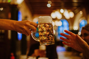 Munich: Beer and Food Tour with Dinner & Oktoberfest Museum