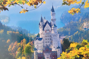 Munich: Neuschwanstein Castle and Linderhof Palace Day Trip