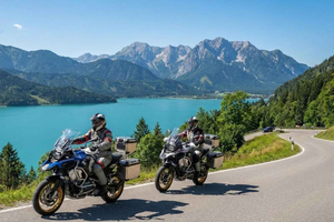 Start för motorcykelturen från München till fem bayerska sjöar