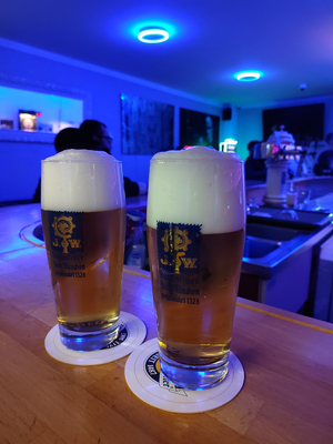 No-Limit Bar