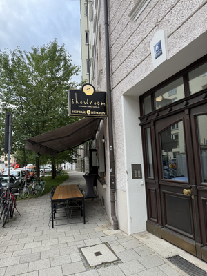 Restaurant Showroom
