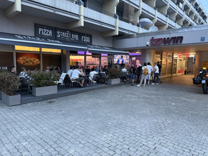 Streetbar Grill & Pizza Restaurant