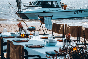 Walvis Bay: Marine Cruise with Beach Lunch