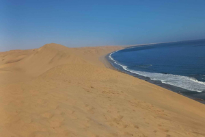 Walvis Bay: Sandwich Harbour 4x4 Tour with Lunch