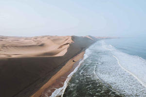 From Walvis Bay: Sandwich Harbor 4x4 Tour