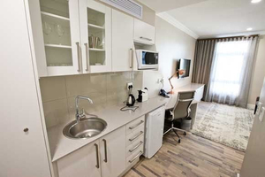 Hillside Executive Self Catering Apartments & Hotel