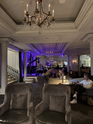 Davenport Lounge