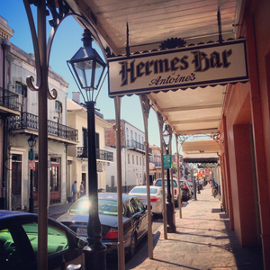 Hermes Bar