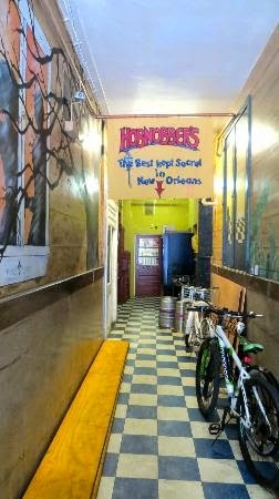 Hobnobber bar