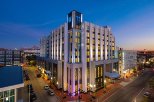 The Higgins Hotel New Orleans, Curio Collection by Hilton
