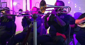 Paddlewheeler Creole Queen Jazz Cruise