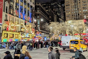 Natale a tour in risciò dell'albero di Rockefeller