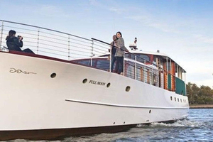 Fall Foliage Cruise on the Hudson River
