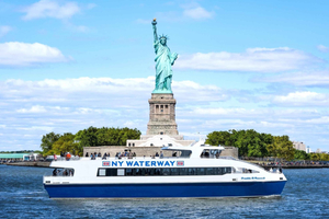 New York City: 80-Minute Hudson & East Rivers Guided Cruise