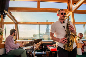 NUEVA YORK: Crucero nocturno de Jazz en el Yate Manhattan