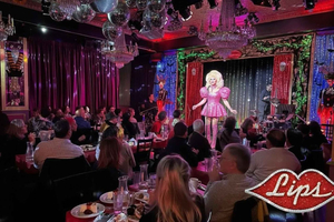 New York City: Biljett till middag och show med dragqueens på Lips
