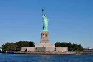 NYC: rondvaart langs het Vrijheidsbeeld / pizza op Staten Island