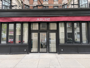 Allure Cocktail Lounge
