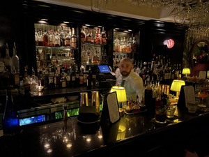 Melody’s Piano Bar
