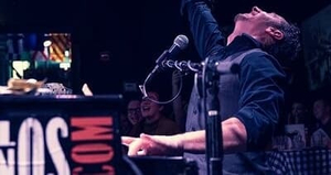 Skip the Line: Shake, Rattle and Roll Dueling Pianos Show Ticket