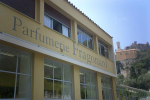 De Excursão à Èze Oculta e Oficina de Perfumes