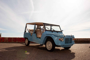 Rent a vintage Méhari for the day and drive yourself